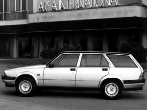 Alfa Romeo 75 Sportwagon 1986 года 